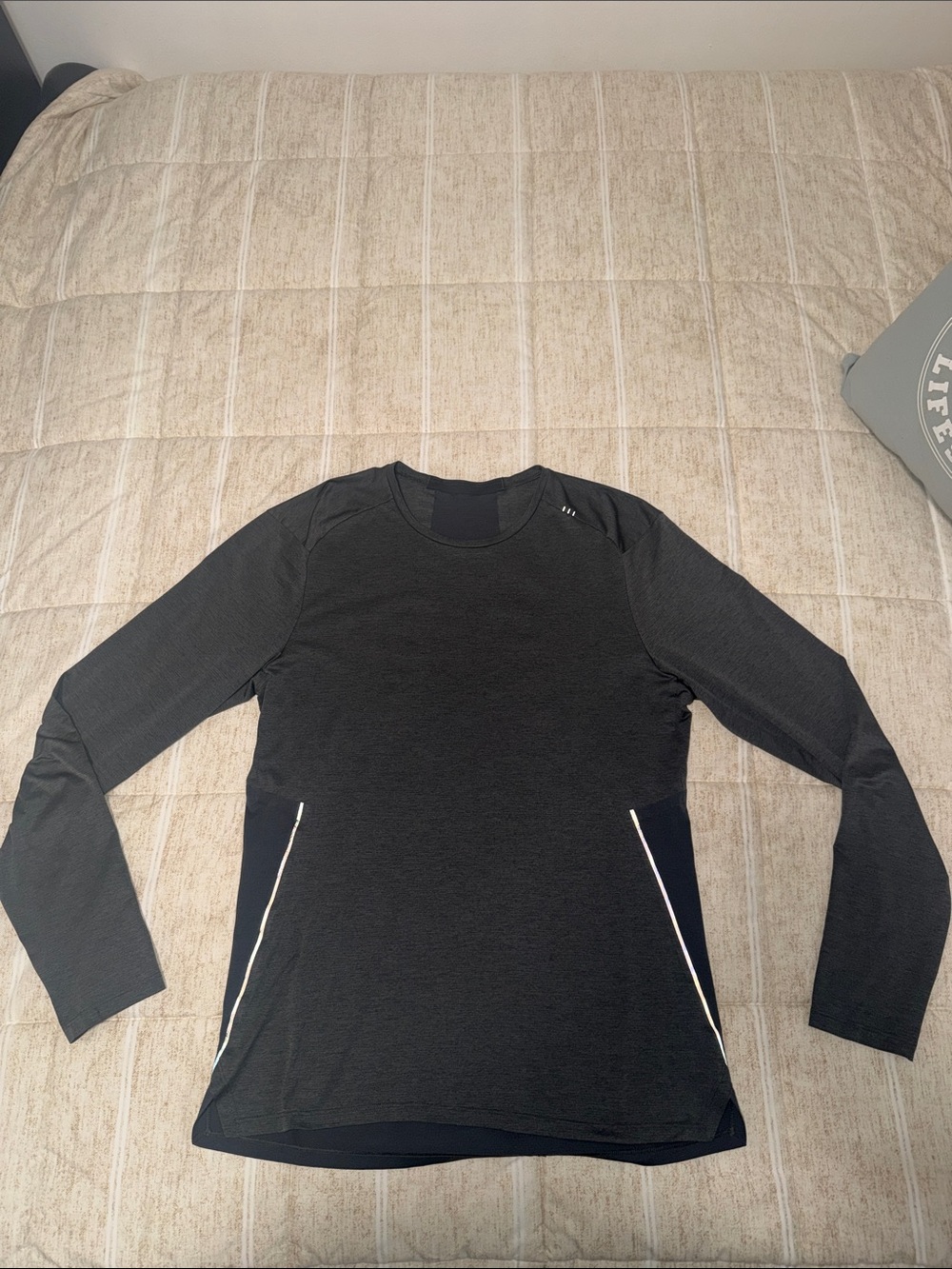 lululemon Men’s Warp Lite Long Sleeve Crew – Black